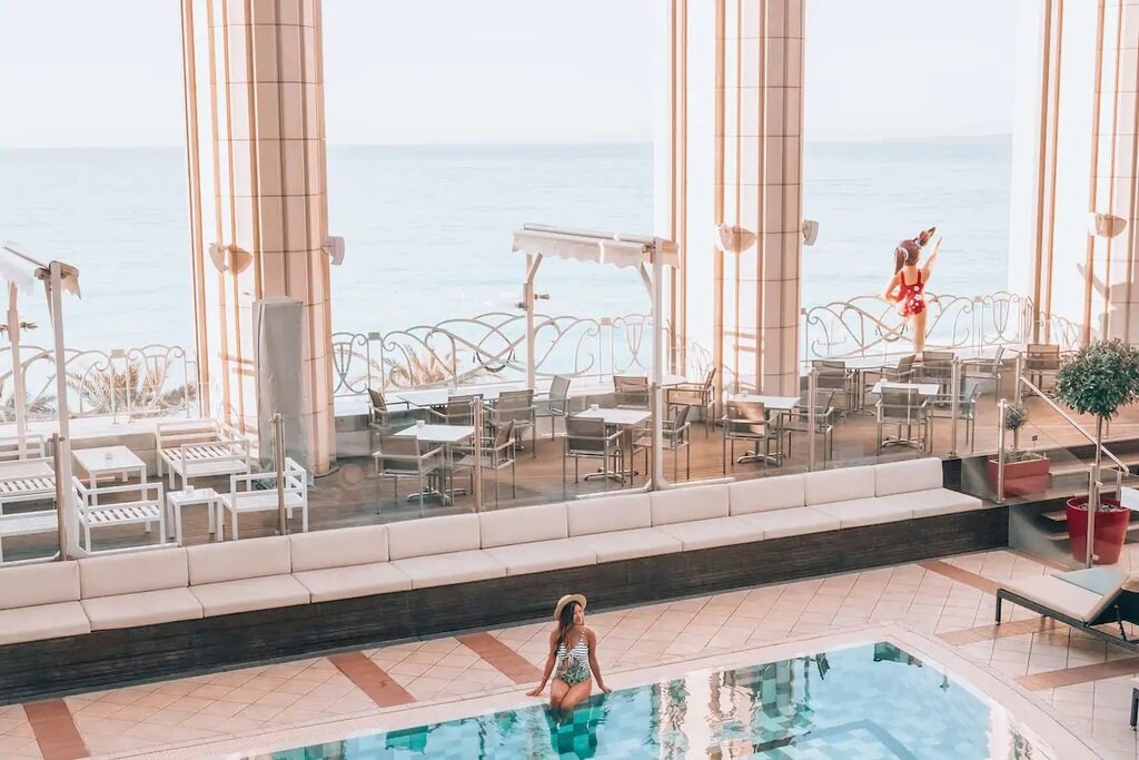 Hyatt_Regency_Nice_Palais_de_la_M%C3%A9diterran%C3%A9e.jpg?1587655322