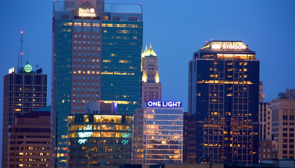 Kansas City featuring night scenes, central business district and a city