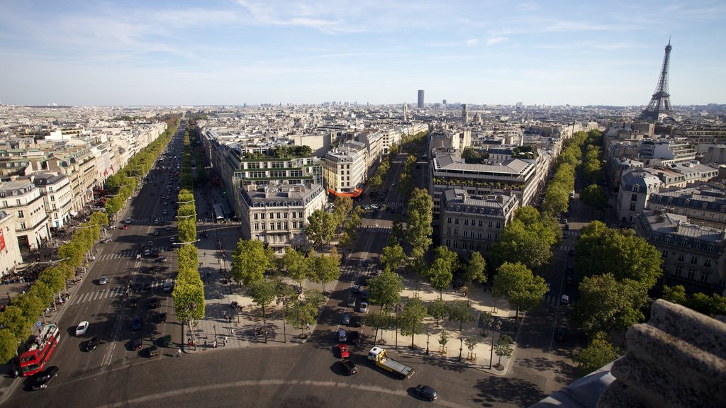 Champs Elysees cho thấy thành phố