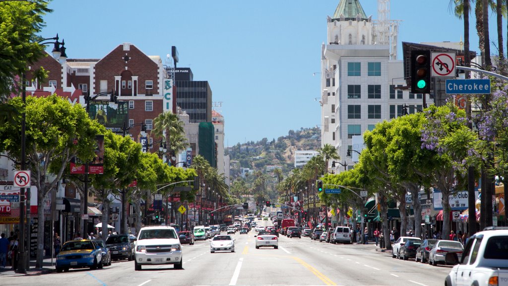 Hollywood Walk of Fame showing skyline, street scenes and a city