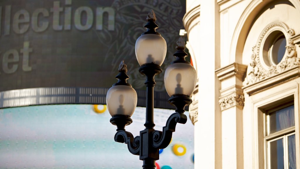 Piccadilly Circus which includes heritage architecture