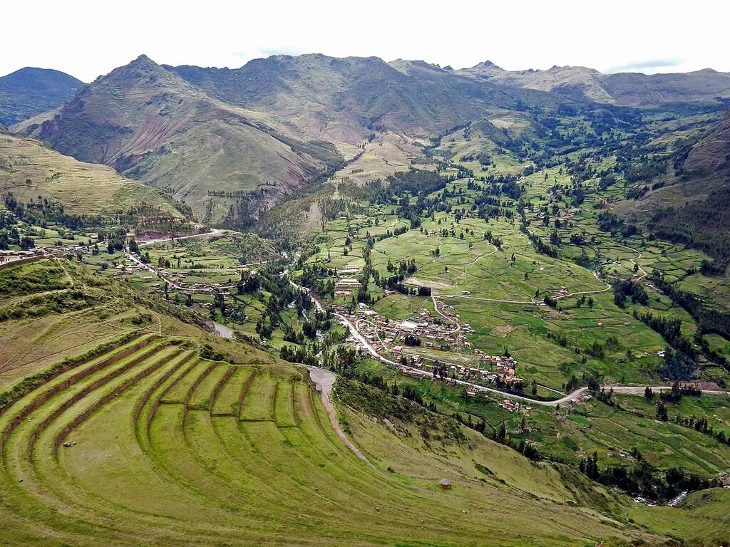 1280px-Pisac_-_Heiliges_Tal.jpg?1575362701