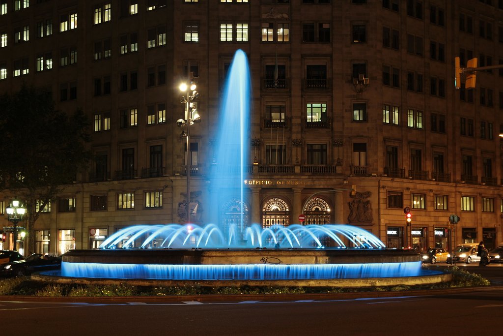 passeig-de-gracia-56895_1920.jpg?1574602150