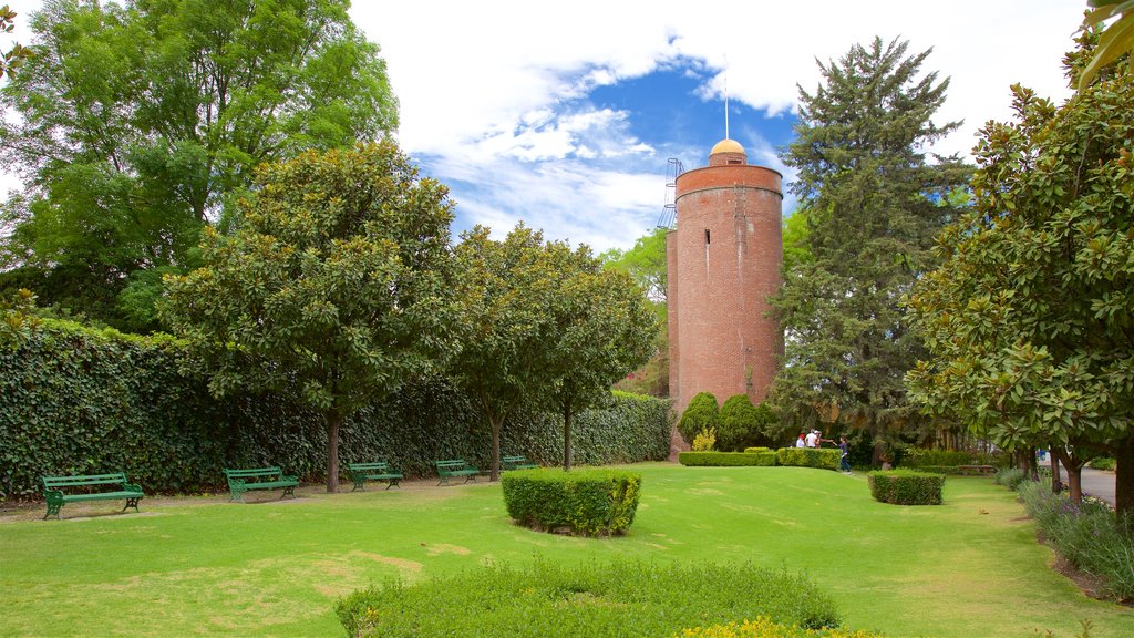 Xochitla que inclui um parque e elementos de patrimônio