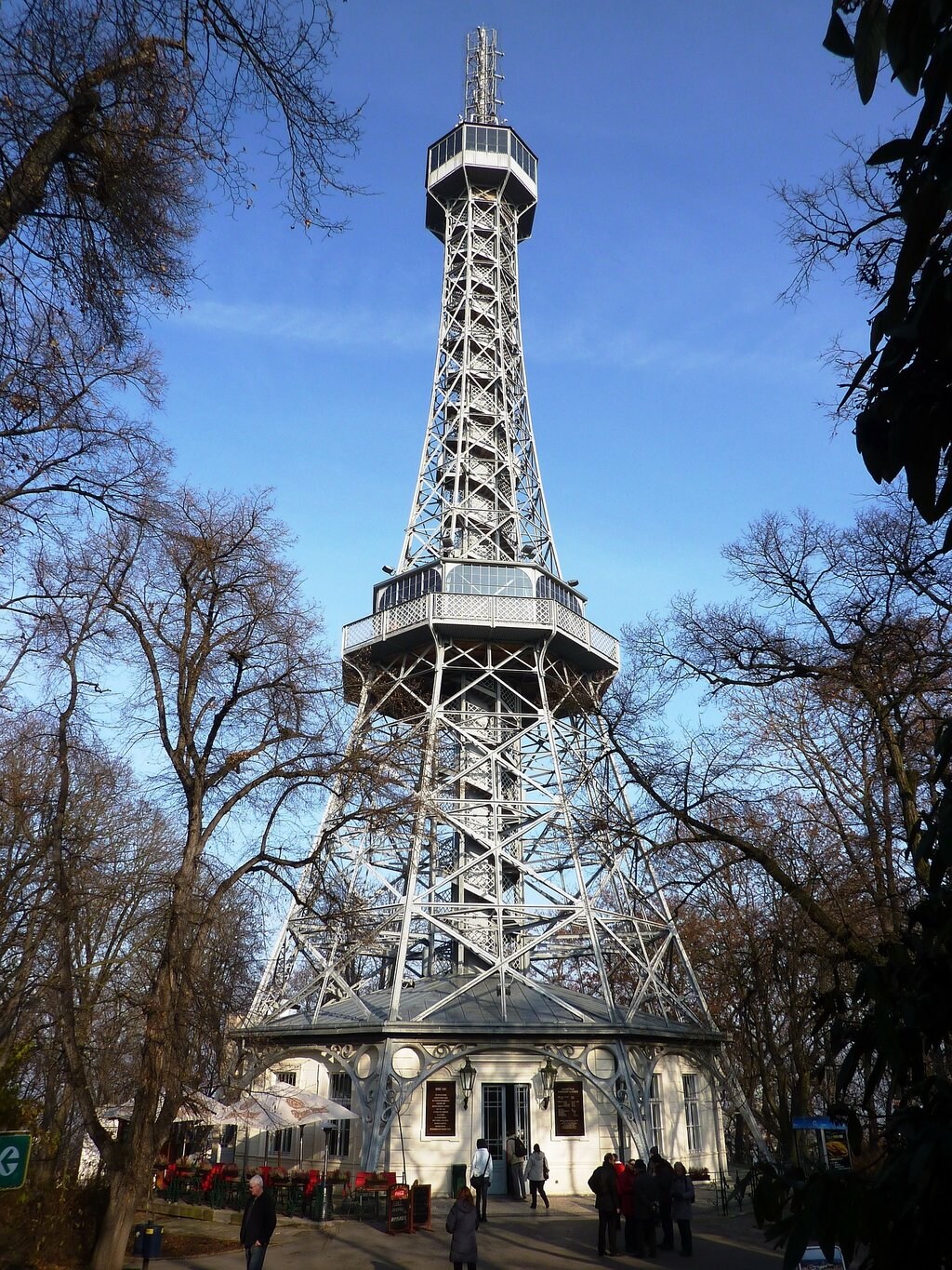 Torre_Petrin.jpg?1588845766