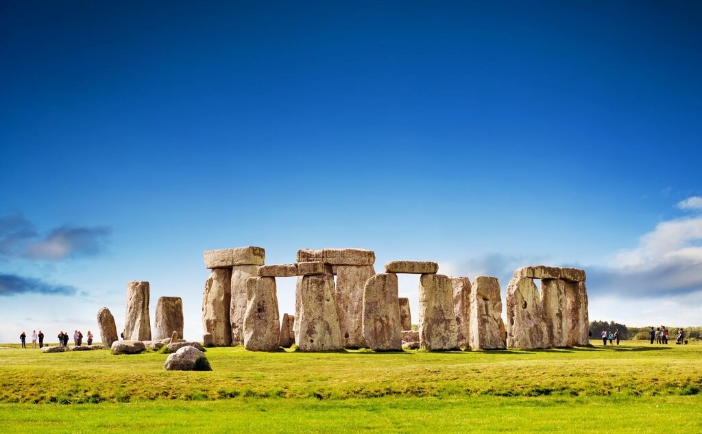 STONEHENGE.jpg?1573728903