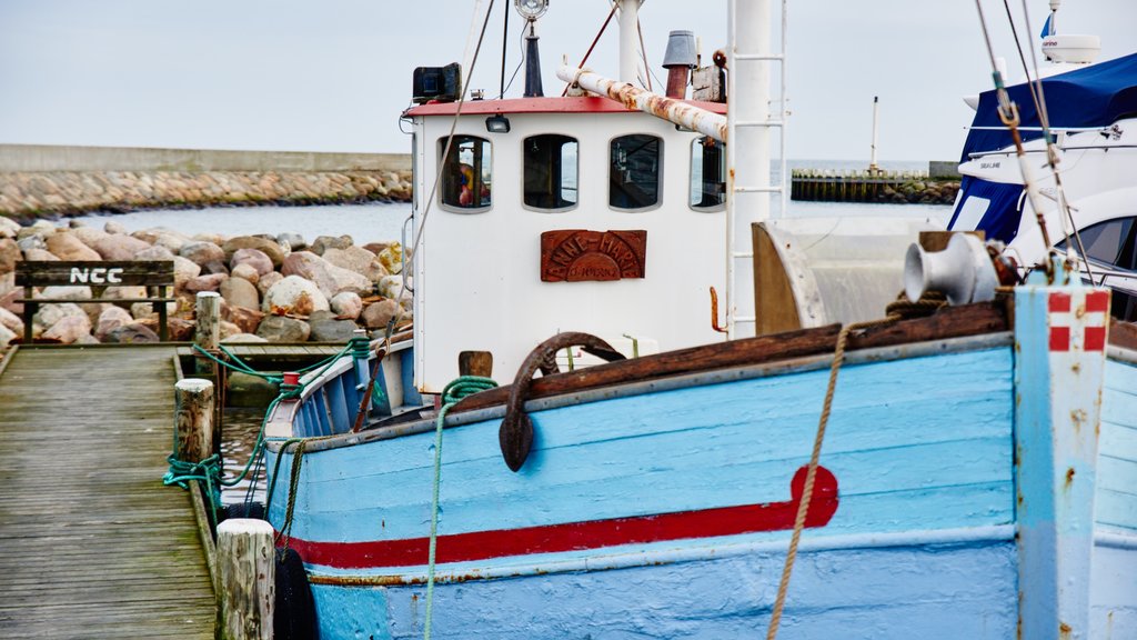 Oster Hurup showing a bay or harbour