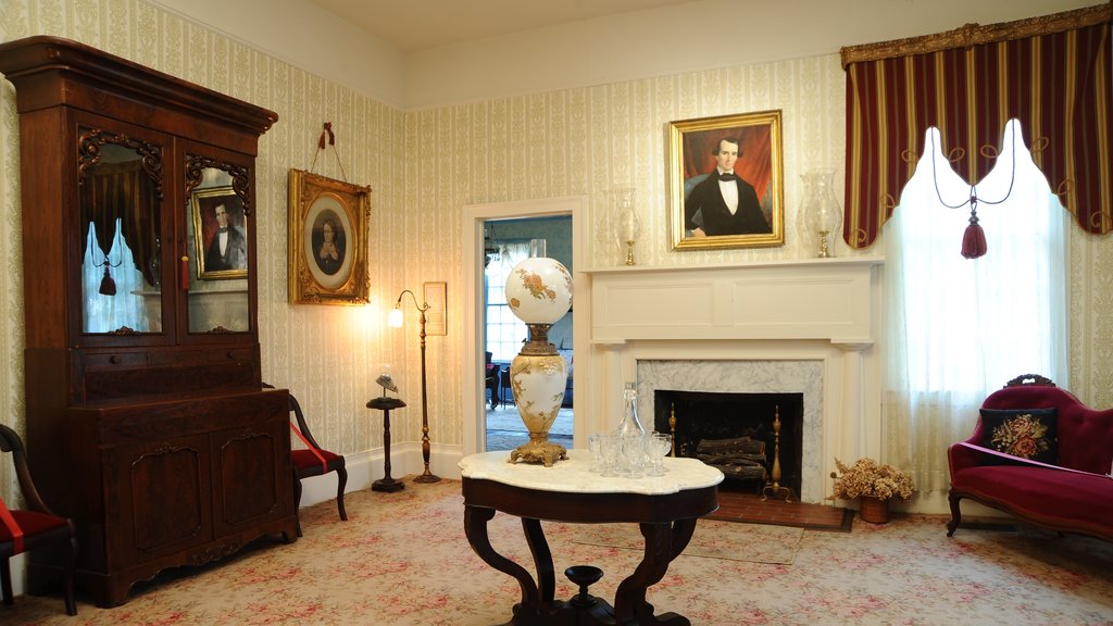 Camden showing a house, interior views and heritage elements