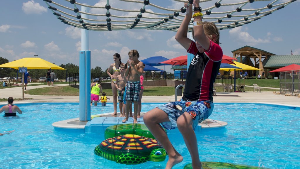 Texarkana ofreciendo piscina y también niños