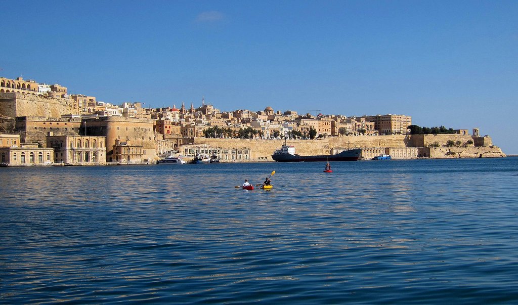 1835px-Blick_auf_Valletta_vom_Grand_Harbour._-_panoramio.jpg?1580205412