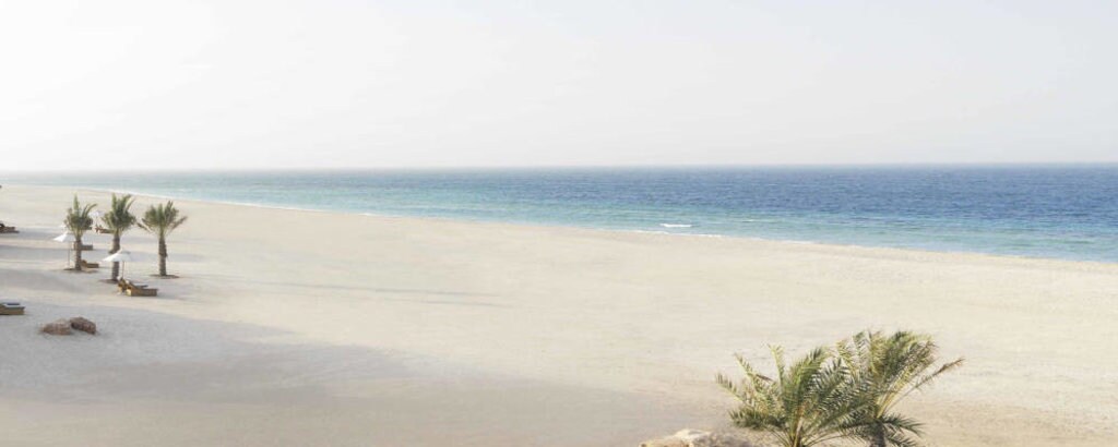 Mare Abu Dhabi, le spiagge più belle: Isola di Sir Baniyas