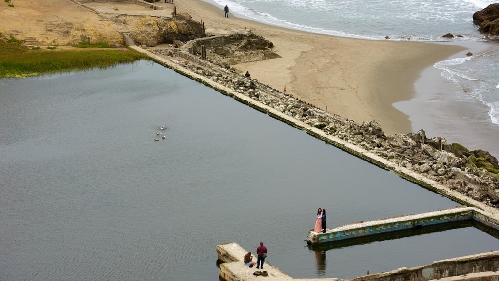 Land\'s End showing general coastal views