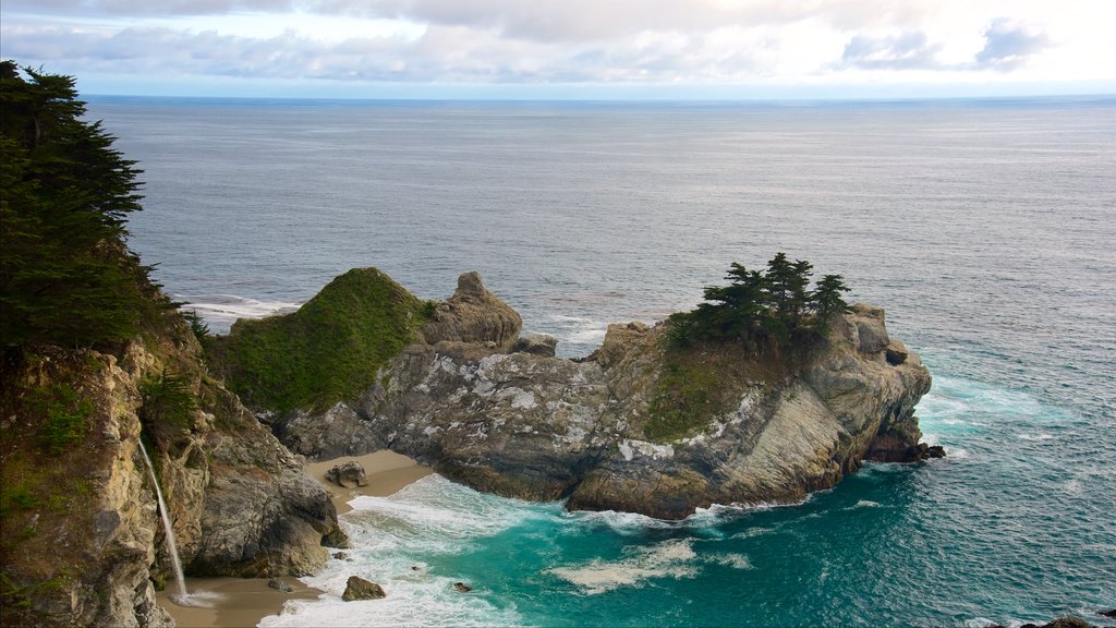 McWay Falls featuring rocky coastline