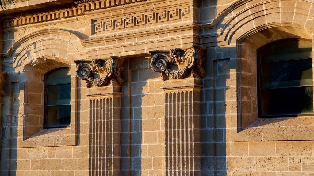 Jerez Cathedral showing heritage architecture