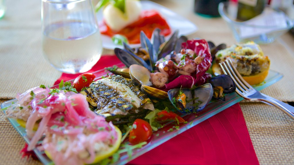 Castellammare del Golfo que inclui comida