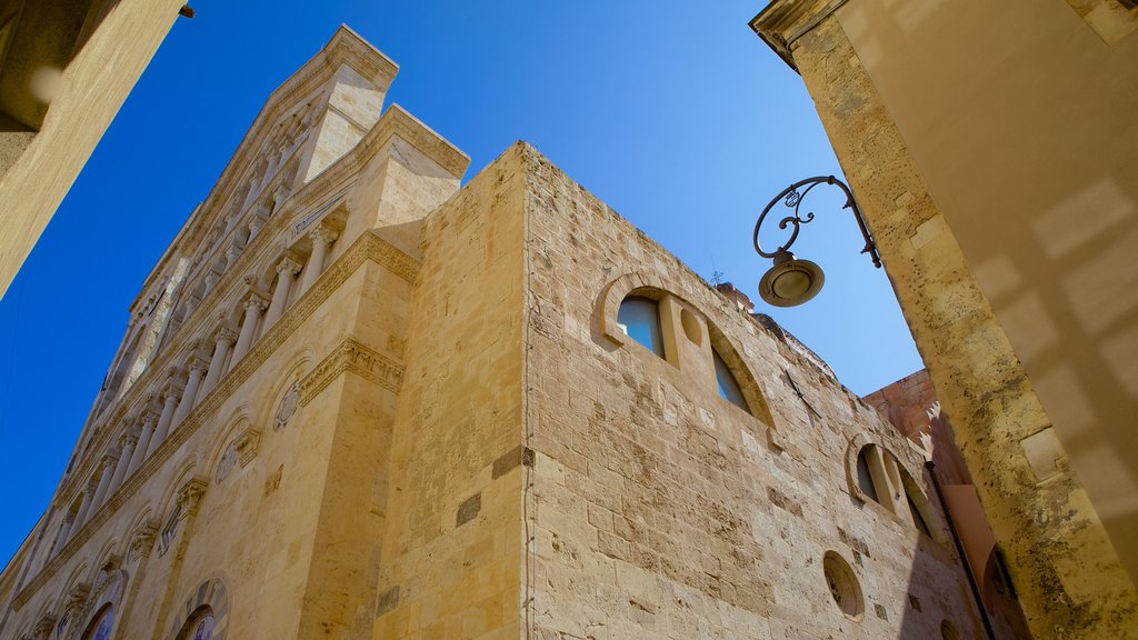 Cagliari Cathedral showing a church or cathedral and heritage elements