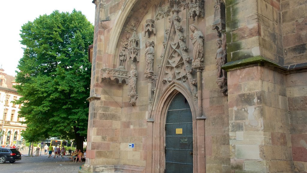 Cathedral of Bolzano showing a church or cathedral