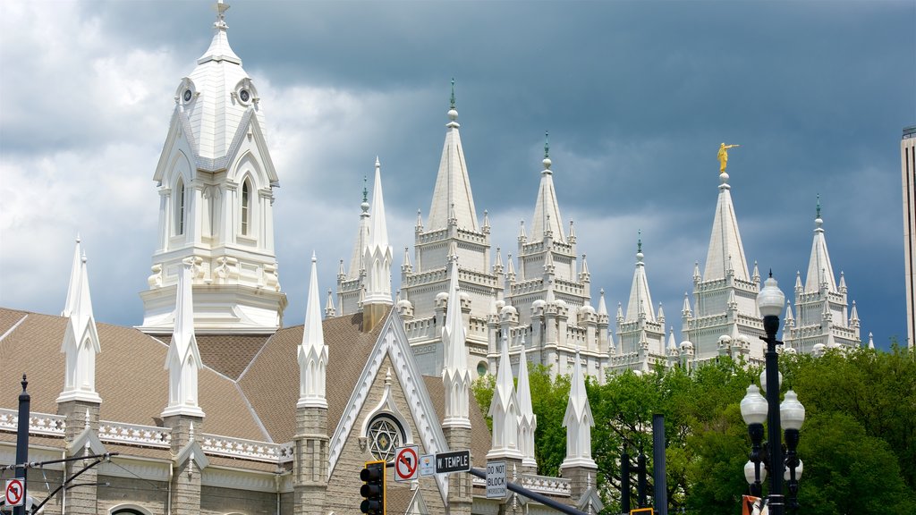 Salt Lake Assembly Hall som omfatter historiske bygningsværker