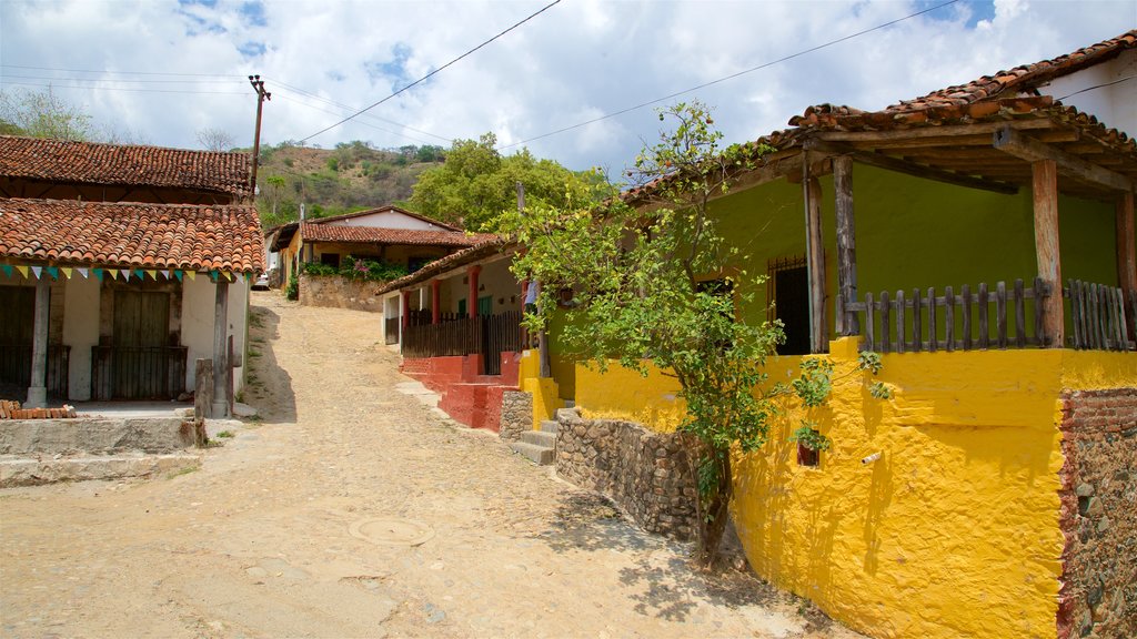 Copala mostrando una pequeña ciudad o aldea