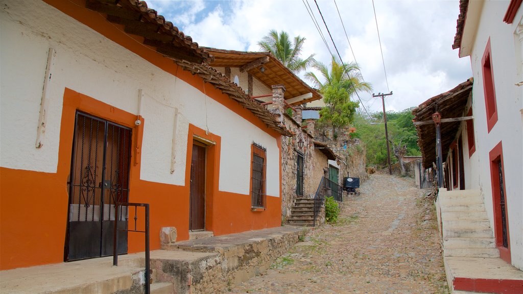 Copala caracterizando uma cidade pequena ou vila