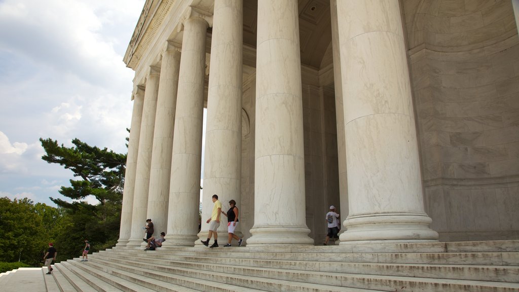 Monumento a Jefferson ofreciendo un monumento