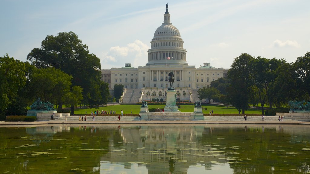 National Mall que incluye un parque o plaza, patrimonio de arquitectura y vistas de paisajes