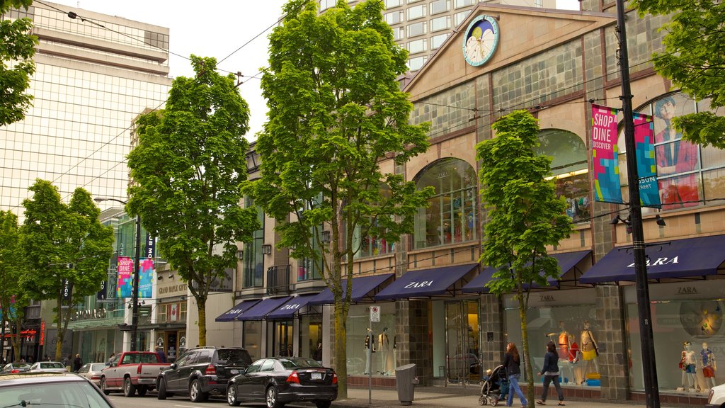 Robson Street que incluye imágenes de calles y una ciudad