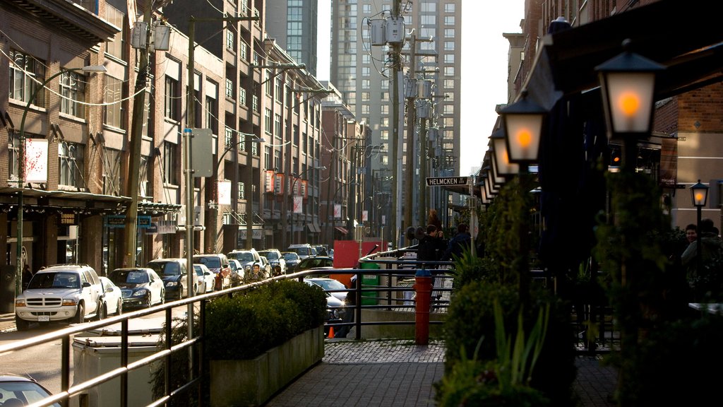 Yaletown showing street scenes, a skyscraper and a city