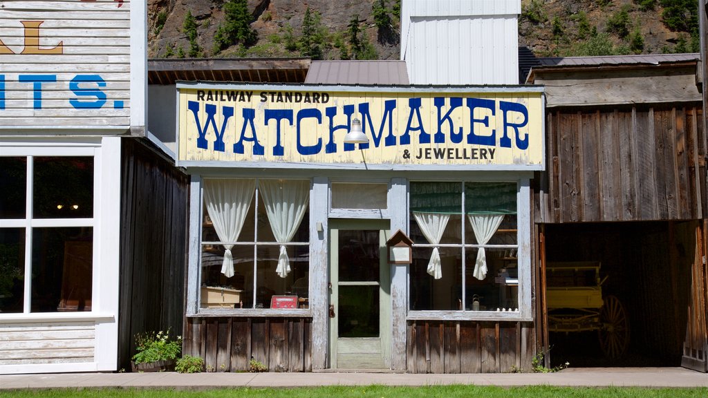 Three Valley Gap Ghost Town featuring signage