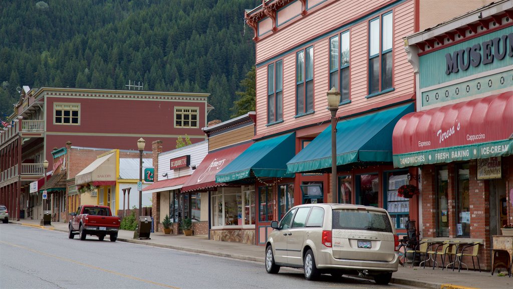 Kaslo showing heritage elements and signage