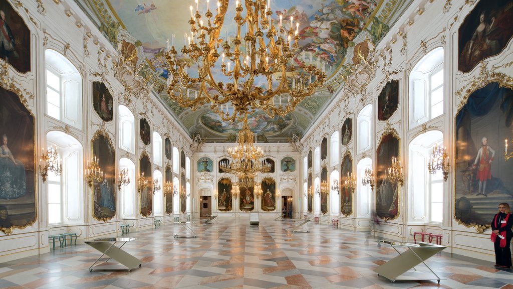 Hofburg which includes interior views, art and heritage elements