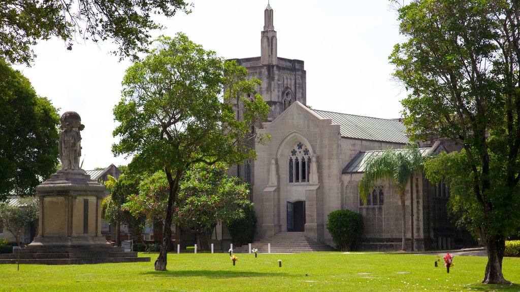 Little Havana che include chiesa o cattedrale, giardino e città