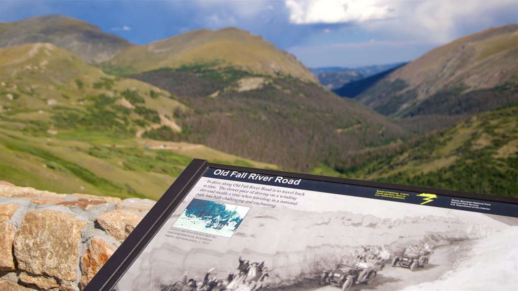 Centro de visitantes de Alpine que incluye escenas tranquilas y señalización