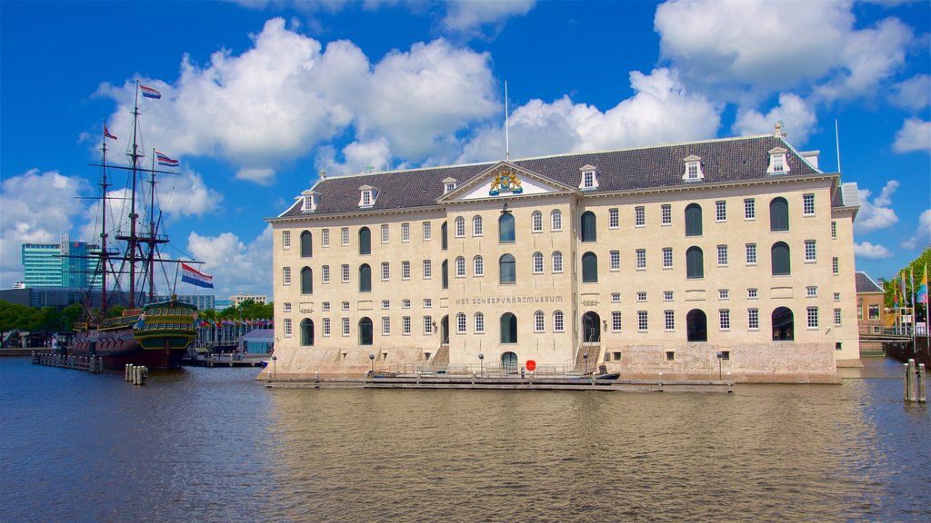 National Maritime Museum showing a bay or harbour