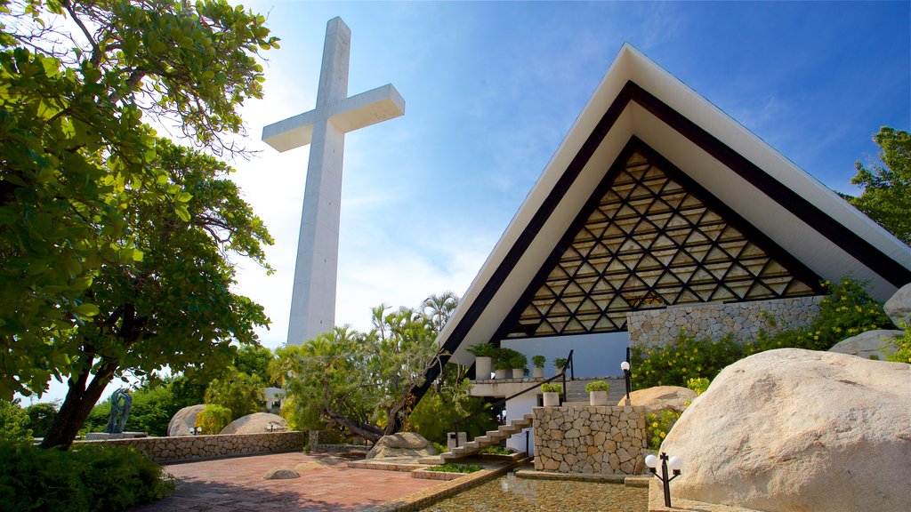 Capilla de la Paz mostrando aspectos religiosos