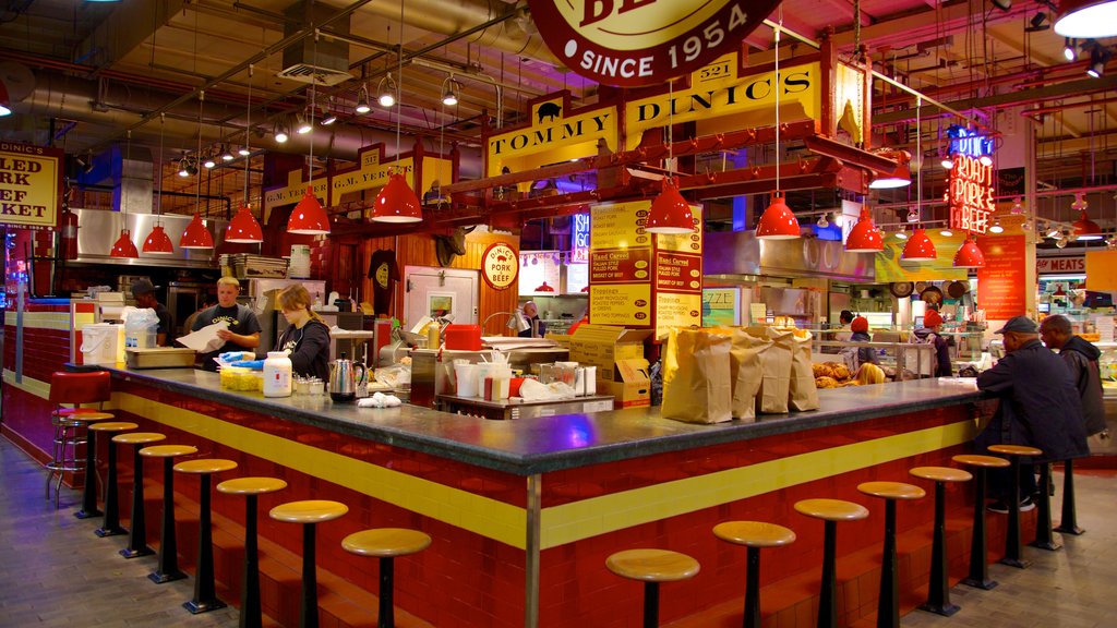 Reading Terminal Market que inclui vistas internas e mercados