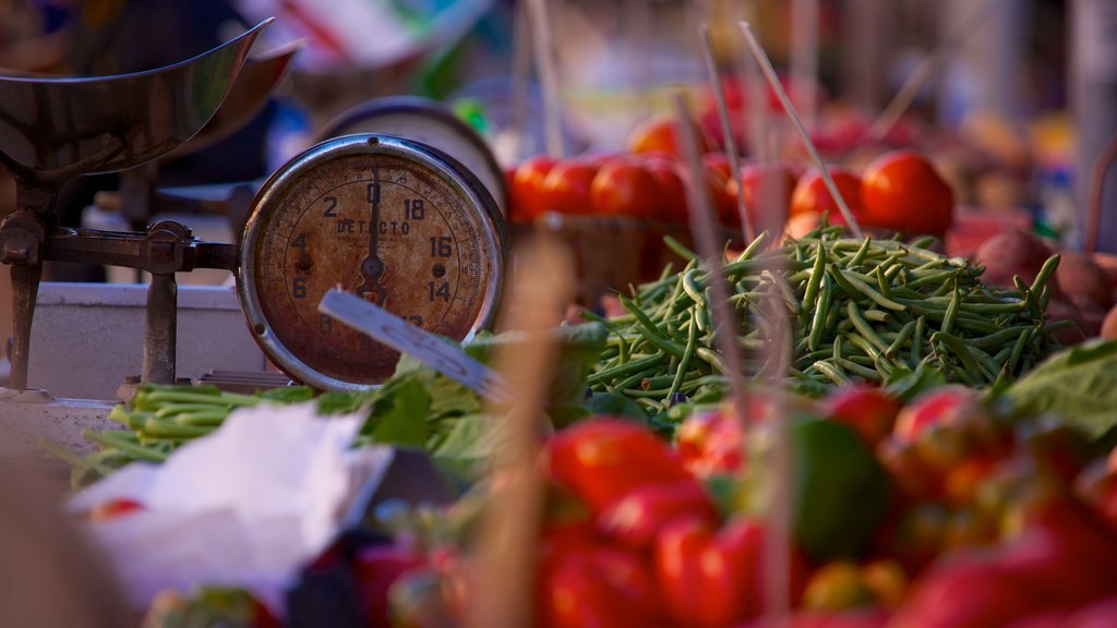 Italian Market showing markets and food