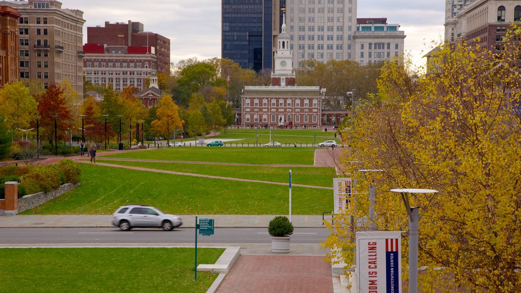 National Constitution Center featuring a city