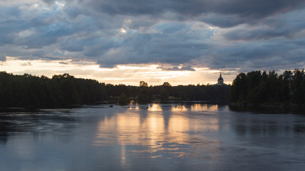 Skelleftea showing a lake or waterhole