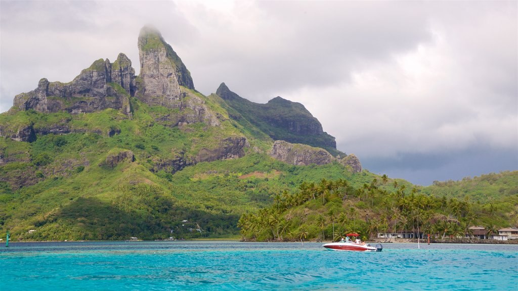 Mt. Otemanu featuring mountains and general coastal views