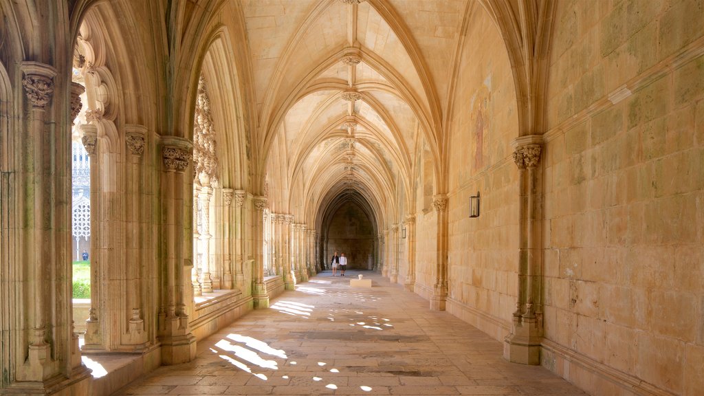 Batalha Monastery showing interior views and heritage elements