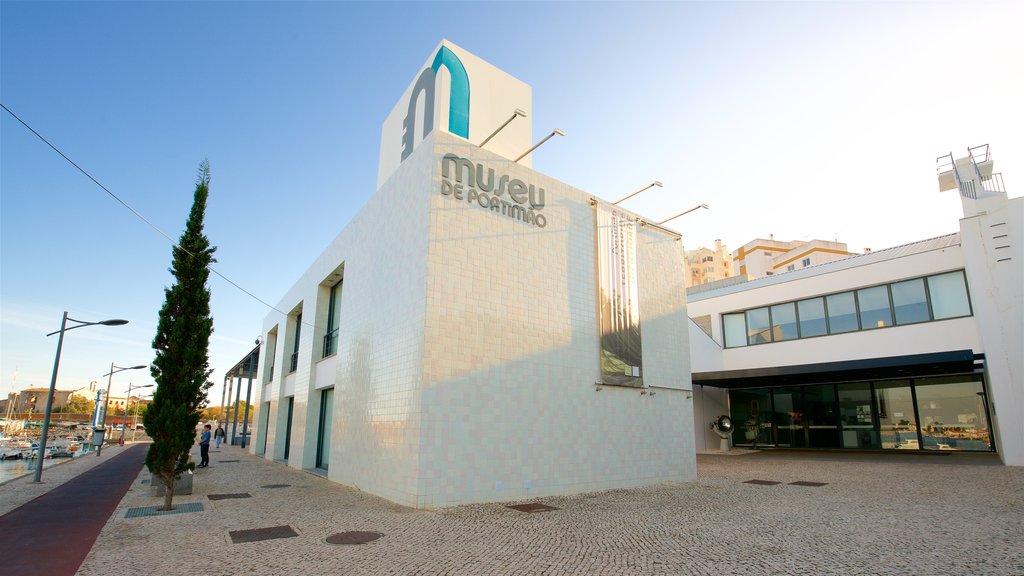 Portimao Museum which includes signage