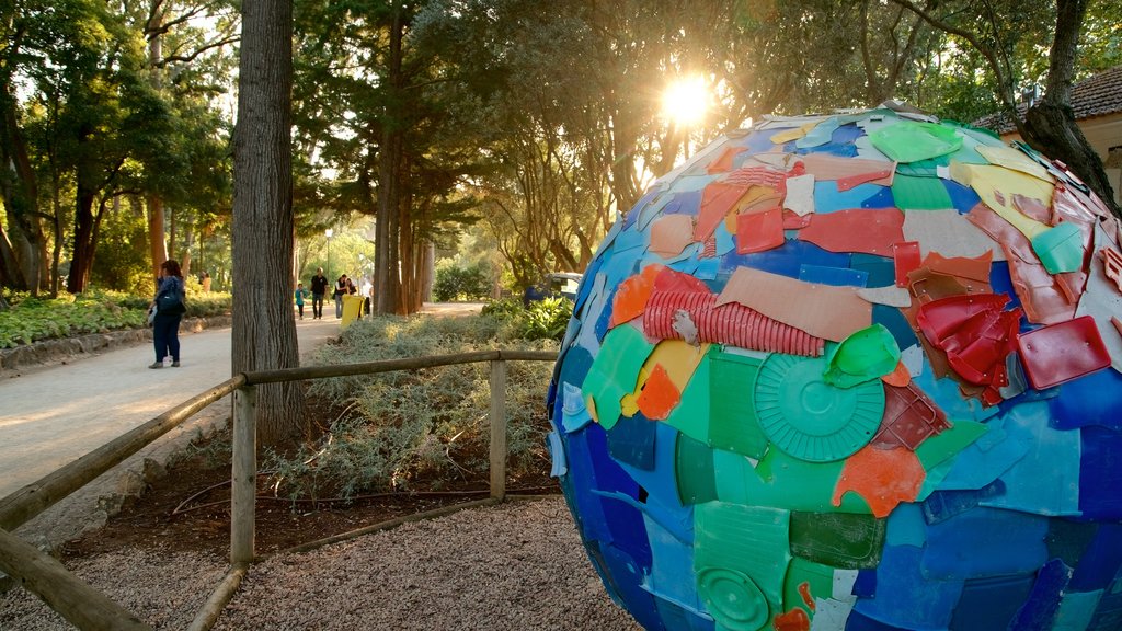 Parque Municipal da Gandarinha caracterizando um jardim e arte ao ar livre