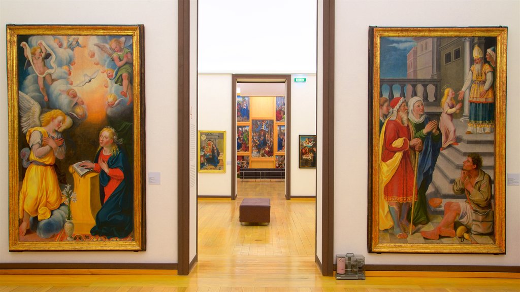 Evora museum som inkluderer kunst og innendørs