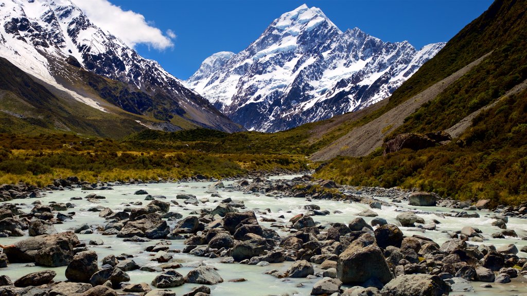 Mount Cook National Park showing landscape views, mountains and snow