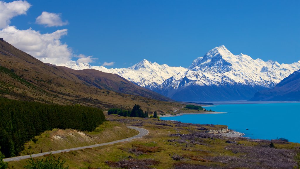 Mount Cook National Park featuring a lake or waterhole, tranquil scenes and snow