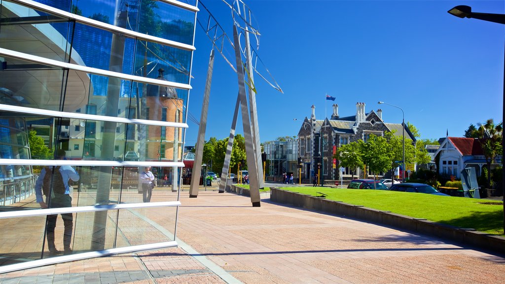 Christchurch Art Gallery featuring a garden