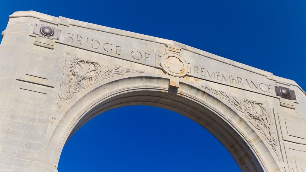 Bridge of Remembrance mostrando elementos de patrimônio