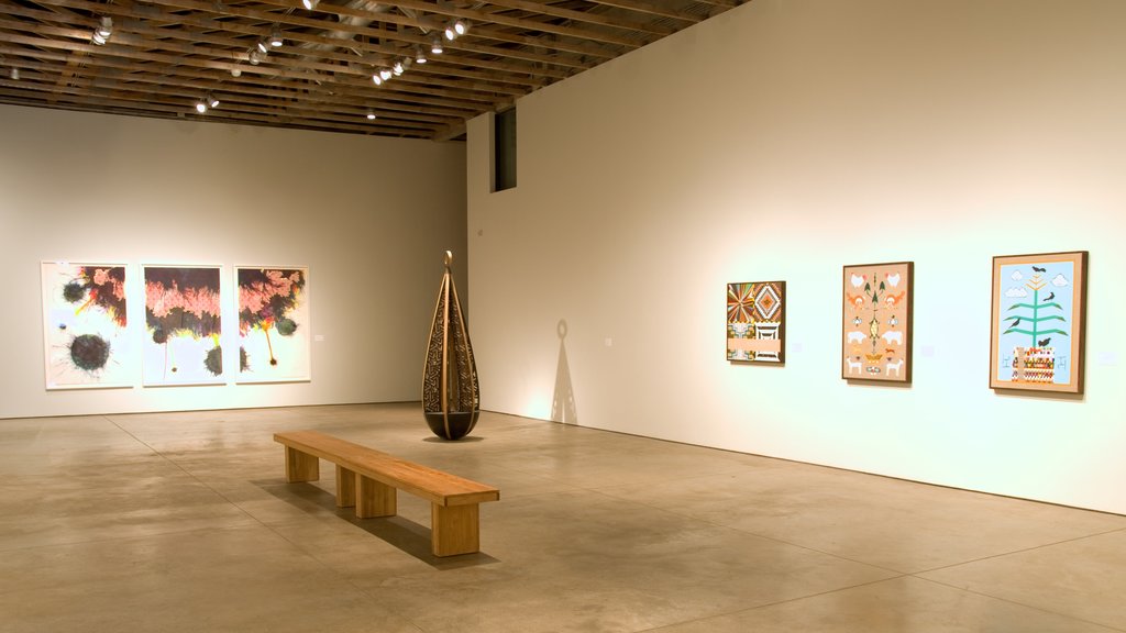 Museu de Arte Contemporânea de Scottsdale mostrando vistas internas e arte