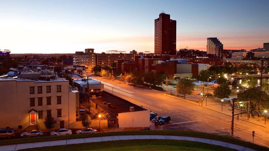 Baltimore ofreciendo vistas panorámicas, un atardecer y una ciudad